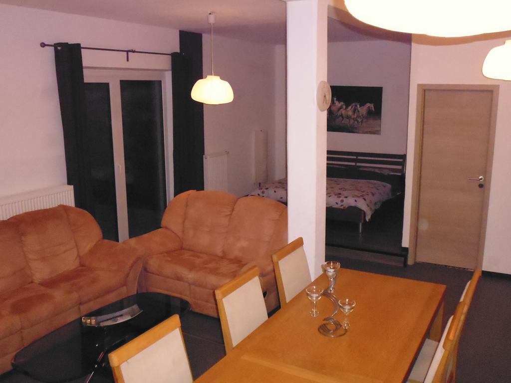 B&B V.K. Pgmbh St. Vith Dış mekan fotoğraf